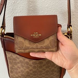 COPY - Coach wallet.